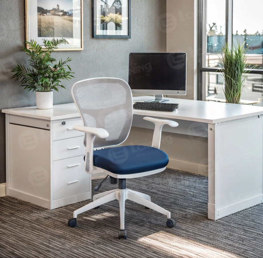 Chairs with Writing Arms – Your Perfect Learning and Meeting Companion